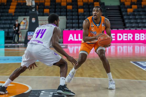 赛季的表现 赛季的表现