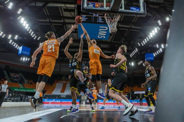 界评论的冷 界评论的冷